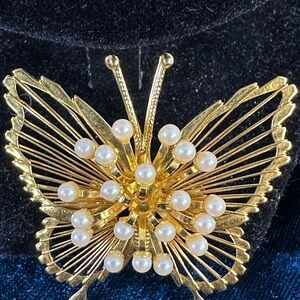 Elegant Gold Butterfly Brooch with Pearls